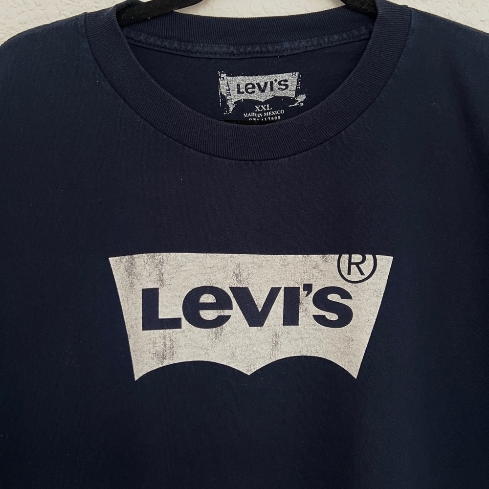 Levis navy blue logo print casual tshirt - Picture 3 of 4